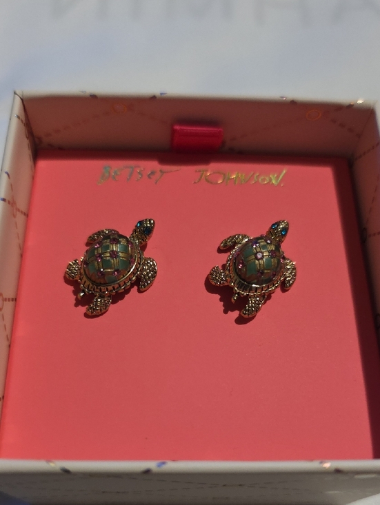 Betsey Johnson Jewelry - Betsey Johnson Gold Tone Multicolor Turtle Stud Earrings